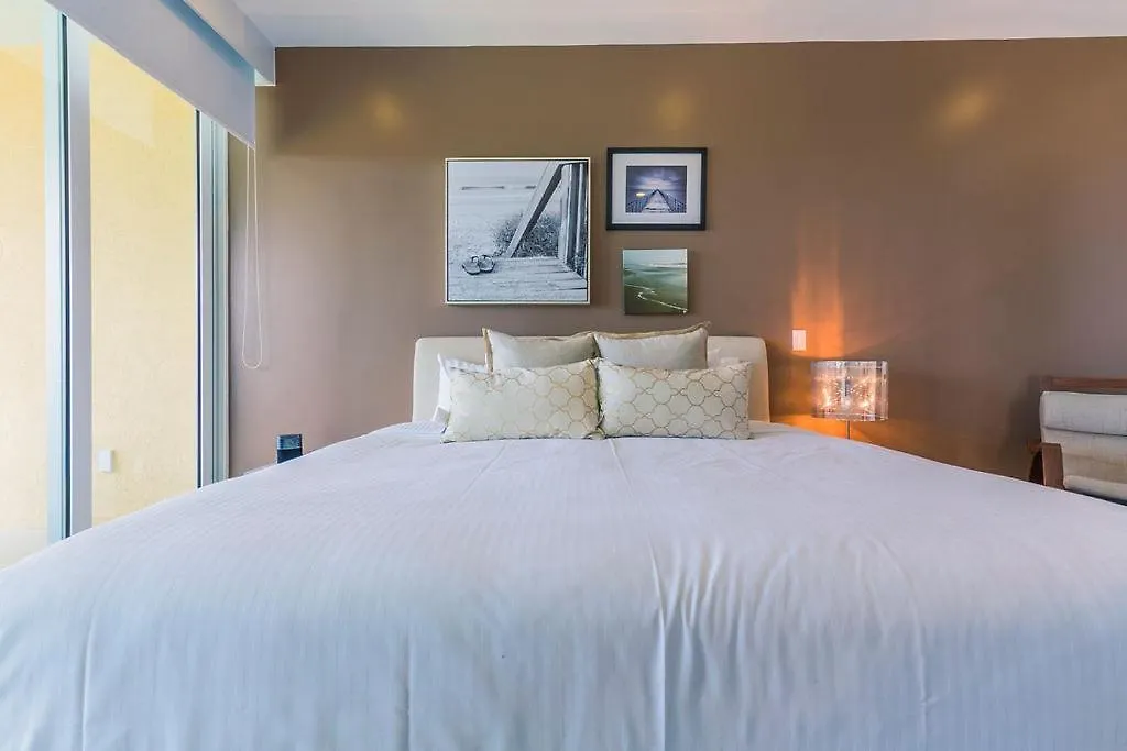3Bs-Blue516 - Beach Is Calling, Sea You Soon! Ocean View Condo Palm Beach